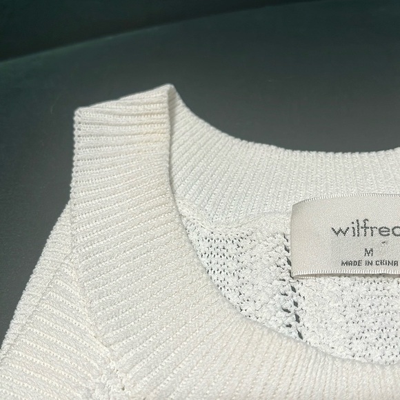 Aritzia Wilfred Halter Tank Size Medium - Picture 10 of 10